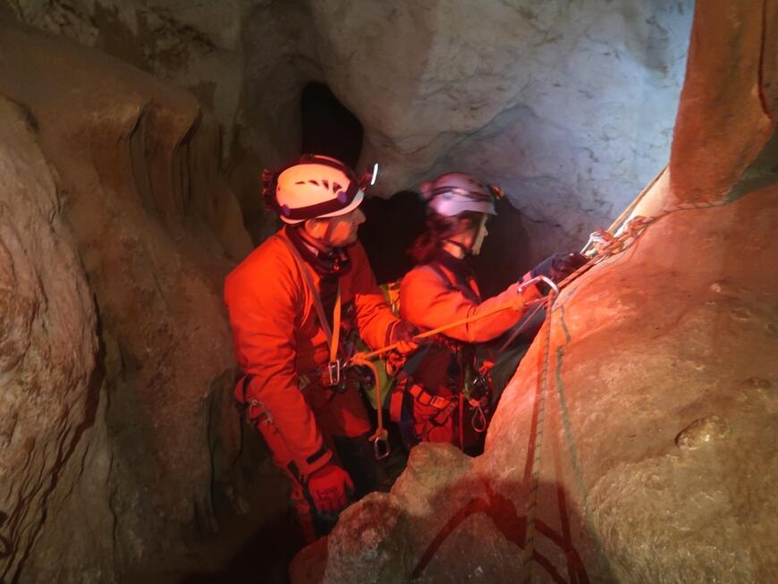 Ambiance psychédélique au relais ! Ambiance psychédélique au relais !